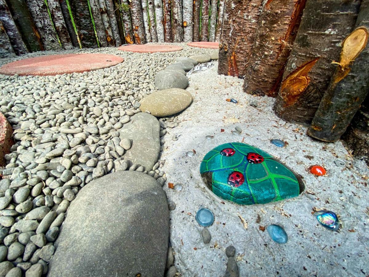 Glamping In The Redwoods With A Hot Tub! Hotel Garberville Eksteriør billede